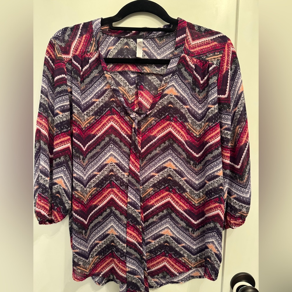 Chevron Design Blouse - Purple Pink Maroon Work Church Top with Tie